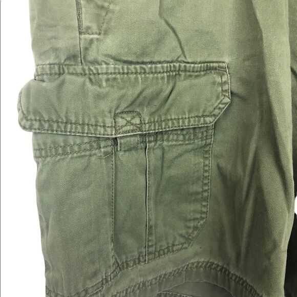 Columbia cargo shorts  - Picture 3 of 10